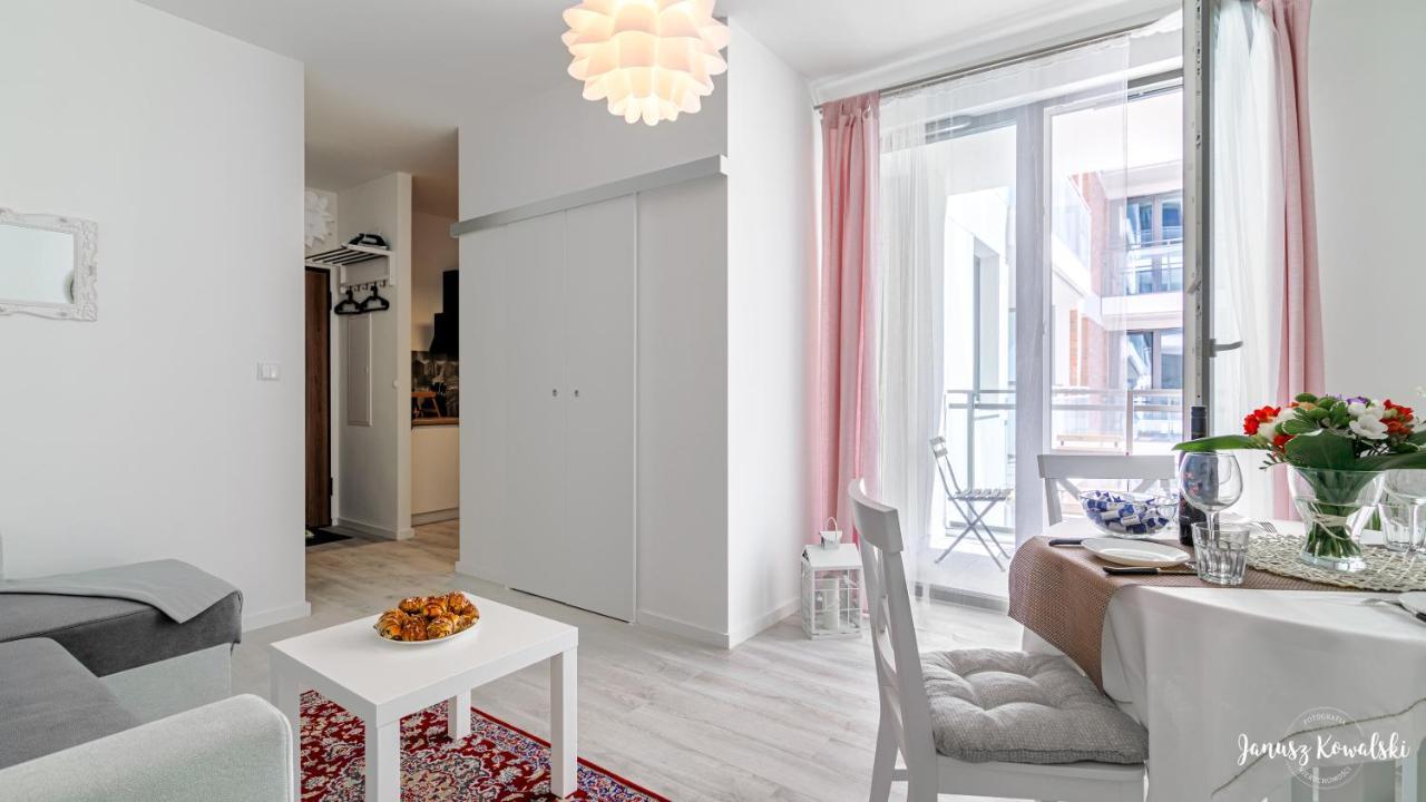 غدانسك Maya'S Flats & Resorts 32 - Garden Gate المظهر الخارجي الصورة